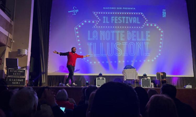 Macerata, magia e comicità all’Excelsior: riparte La Notte delle Illusioni
