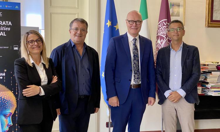 Formazione, ricerca e innovazione: l’Università di Macerata al fianco di Confindustria Formazione, ricerca e innovazione: l’Università di Macerata al fianco di Confindustria