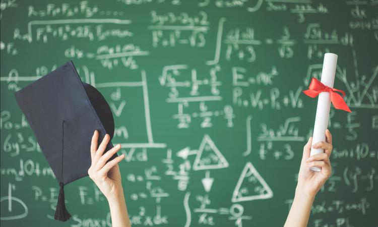 La BCC di Recanati e Colmurano promuove formazione sulla previdenza e premia gli studenti eccellenti La BCC di Recanati e Colmurano promuove formazione sulla previdenza e premia gli studenti eccellenti
