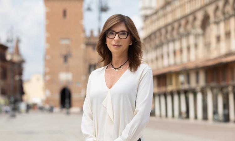 Macerata, Laura Ramaciotti è la nuova presidente della Crui: il plauso del rettore McCourt Macerata, Laura Ramaciotti è la nuova presidente della Crui: il plauso del rettore McCourt