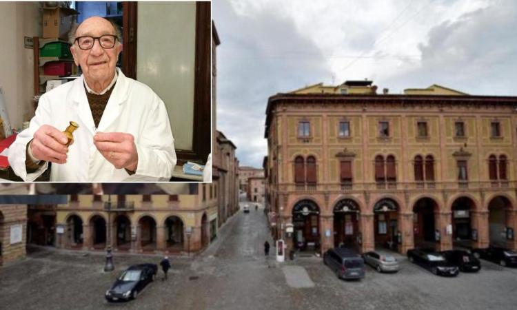 Tolentino piange Arnaldo Marcelletti, il decano dei farmacisti: "Con lui se ne va un pezzo di storia cittadina" Tolentino piange Arnaldo Marcelletti, il decano dei farmacisti: "Con lui se ne va un pezzo di storia cittadina"