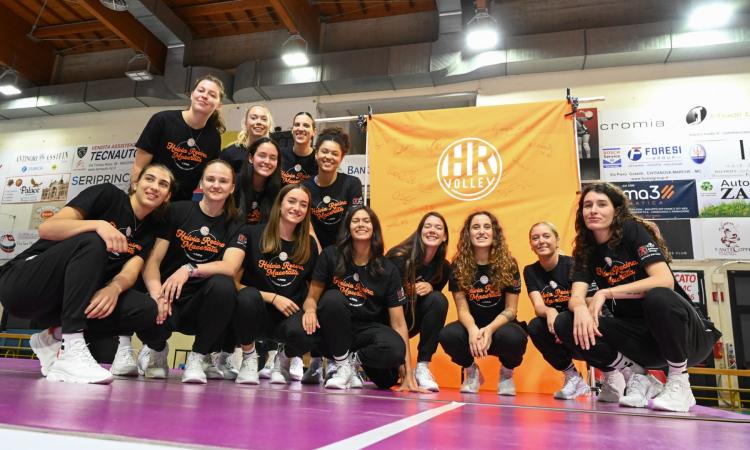 Fontescodella gremito per la Cbf Balducci Hr Macerata: “Siamo pronte a farvi emozionare” Fontescodella gremito per la Cbf Balducci Hr Macerata: “Siamo pronte a farvi emozionare”