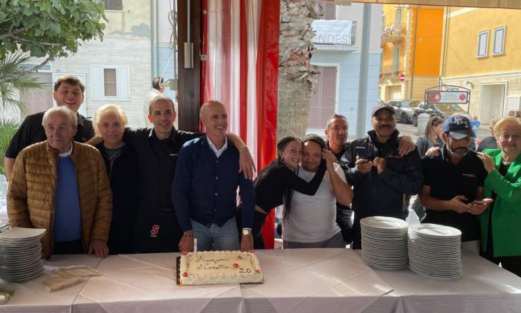 Porto Recanati, il ristorante “Nenetta” festeggia 20 anni di attività Porto Recanati, il ristorante “Nenetta” festeggia 20 anni di attività