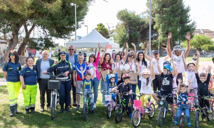 Civitanova, torna la “Pedalata dei Santi”: un percorso tra le chiese della città Civitanova, torna la “Pedalata dei Santi”: un percorso tra le chiese della città