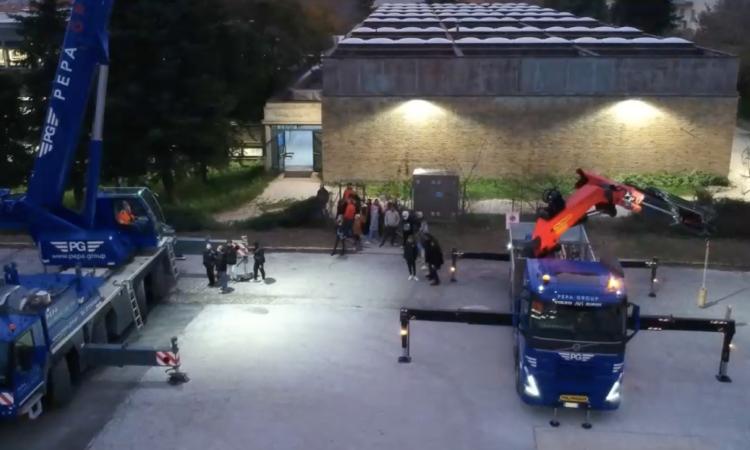 Recanati, all'IIS "Mattei" un corso unico in Italia sulla logistica e la conduzione di mezzi pesanti