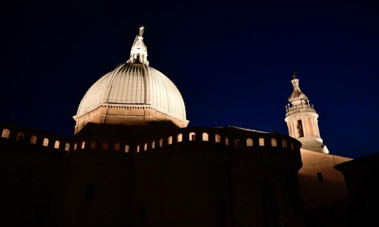 Eurobuilding illumina il Santuario di Loreto: "Un omaggio alla bellezza e alla spiritualità" Eurobuilding illumina il Santuario di Loreto: "Un omaggio alla bellezza e alla spiritualità"