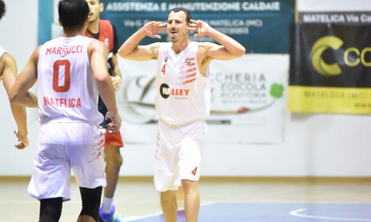 Serie B - Vittoria di cuore dell'Halley Matelica contro Basket Gubbio