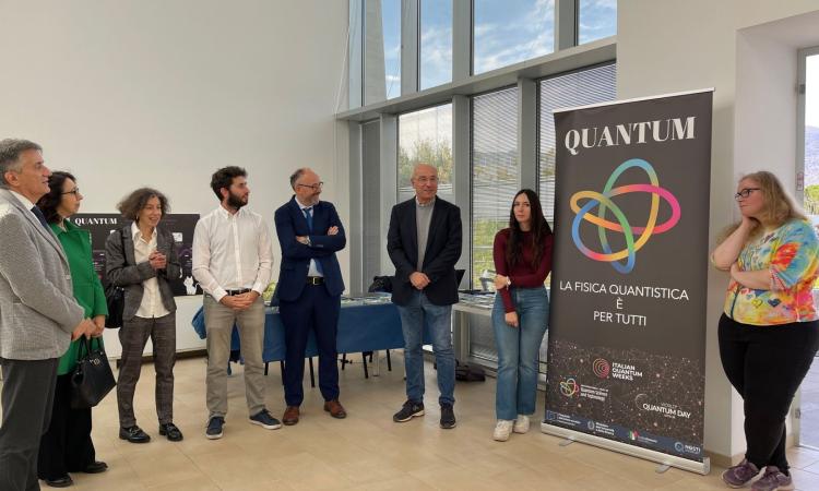 Università di Camerino, inaugurata la mostra "Quantum: la fisica quantistica è per tutti"