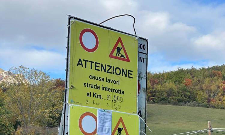 Sopralluogo lungo la SP 120, lavori per le gallerie di collegamento verso Sassotetto: chiusura fino a dicembre