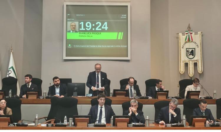 Marche, Gianluca Pasqui eletto presidente del Consiglio regionale Marche, Gianluca Pasqui eletto presidente del Consiglio regionale