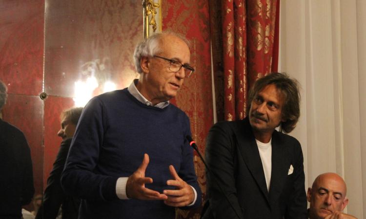 Macerata, il segretario Francesco Massi va in pensione: "Mi mancherete tantissimo" Macerata, il segretario Francesco Massi va in pensione: "Mi mancherete tantissimo"