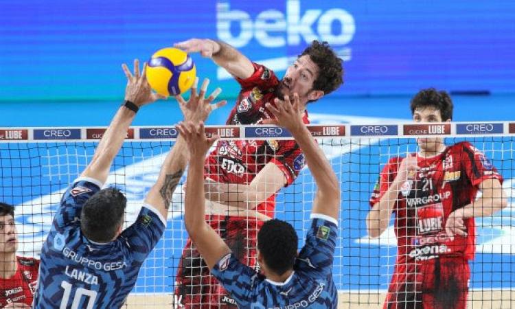 Pratica Cisterna archiviata in quattro set, una Lube a corrente alternata si porta a 10 punti