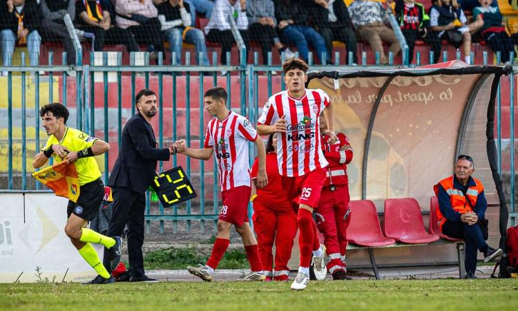 Fabio Lorenzi, 16 anni di Tolentino, debutta in Serie D con la Maceratese: “Un momento indimenticabile"