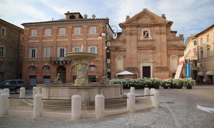 Screening medici gratuiti: la carovana della salute fa tappa a Matelica Screening medici gratuiti: la carovana della salute fa tappa a Matelica