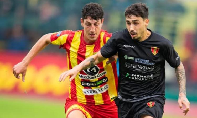 Giulianova batte la Recanatese 4-1 e conquista i primi punti stagionali Giulianova batte la Recanatese 4-1 e conquista i primi punti stagionali