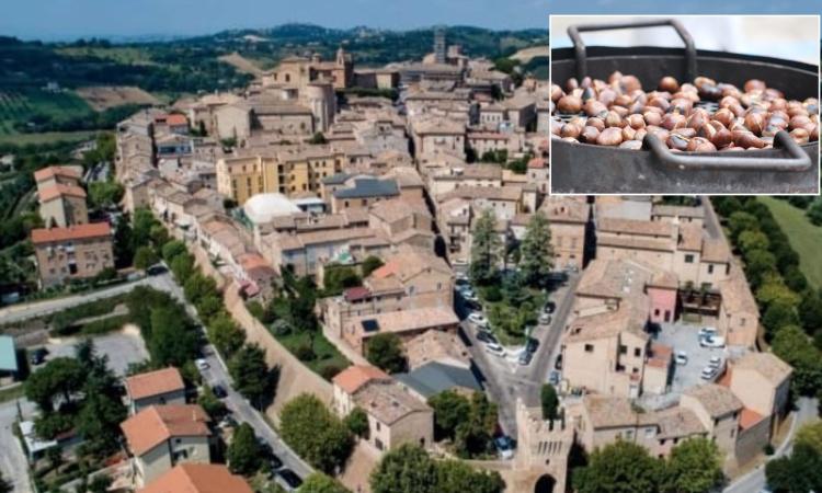 Civitanova Alta celebra storia e tradizione: camminata tra i vicoli e castagnata al Chiostro di San Francesco