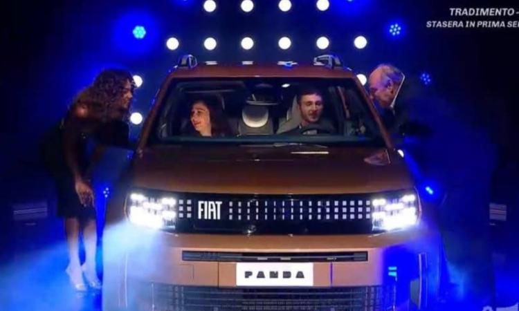 Riccardo sgomma a “La Ruota della Fortuna”: il recanatese vince auto e 100mila euro nel gioco finale