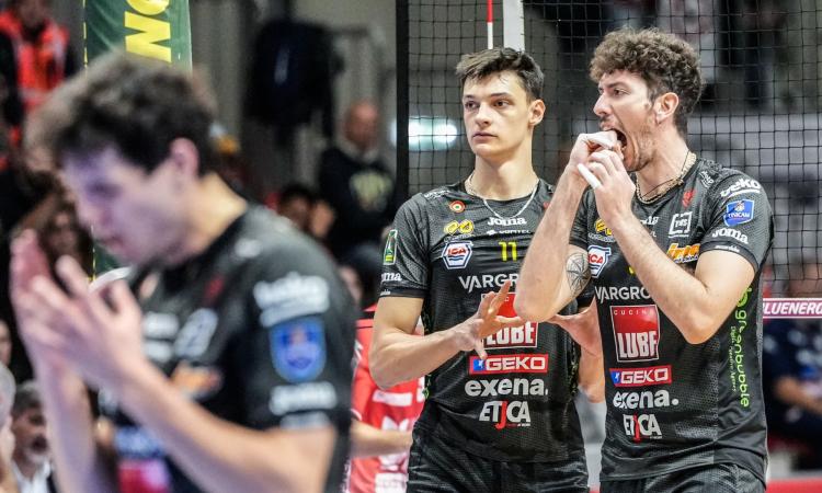 La Lube giù in tre set a Piacenza: Gas Sales non lascia scampo La Lube giù in tre set a Piacenza: Gas Sales non lascia scampo