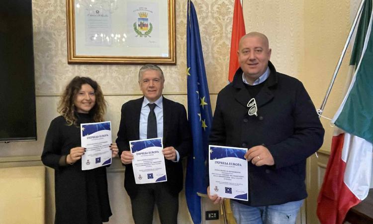 Civitanova apre il "Venerdì dell'Europa": consulenza gratuita sui fondi Ue per giovani e imprese Civitanova apre il "Venerdì dell'Europa": consulenza gratuita sui fondi Ue per giovani e imprese