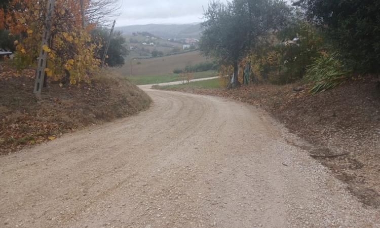 Tolentino, restyling del manto stradale in contrada San Giovanni: "Intervento coperto con fondi di bilancio"