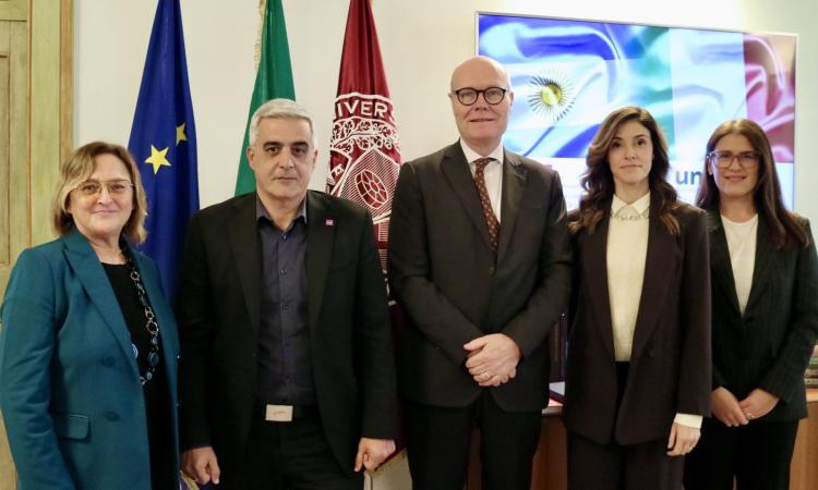 Unimc guarda al Sud America: rafforzato il legame con l’Università di Rosario Unimc guarda al Sud America: rafforzato il legame con l’Università di Rosario