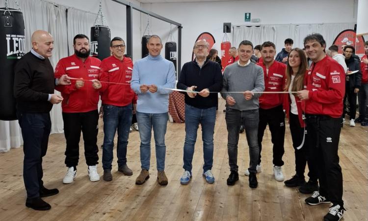 Macerata Boxing Club inaugura la nuova palestra a Collevario: grande festa e partecipazione