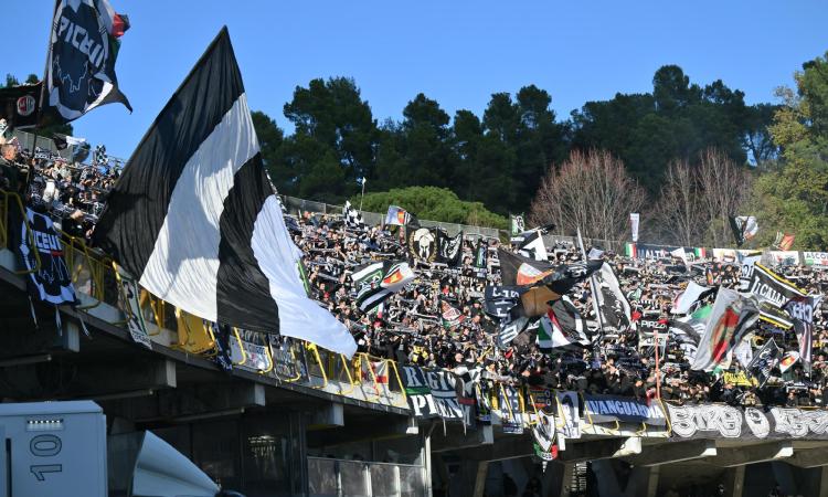 Indossa la tuta dell'Ascoli: aggredito un calciatore dell'under 15 e il fratello 12enne