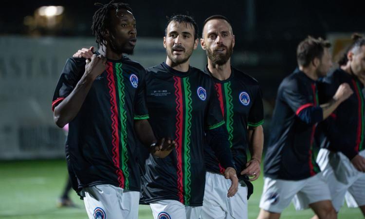 Maglie a tema Palestina, il Real Porto Senigallia scende in campo per "scaldare" i bambini di Gaza