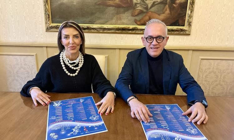 Natale 2025 a Civitanova, oltre 100 eventi tra pista sul ghiaccio e Città dei presepi. Torna il Capodanno in piazza Natale 2025 a Civitanova, oltre 100 eventi tra pista sul ghiaccio e Città dei presepi. Torna il Capodanno in piazza