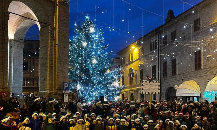 Corridonia accende il Natale: presentato il programma degli eventi fino al 18 gennaio Corridonia accende il Natale: presentato il programma degli eventi fino al 18 gennaio