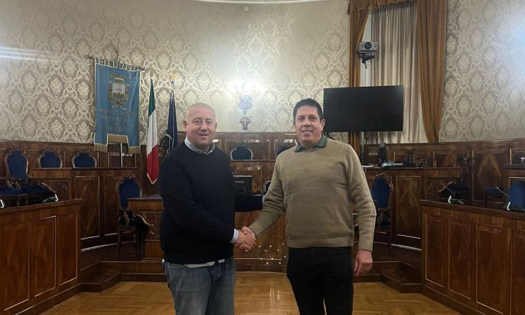 "Argentinos nelle Marche": la Provincia incontra l'associazione che riporta in patria ius sanguinis e nuovi cittadini Ue "Argentinos nelle Marche": la Provincia incontra l'associazione che riporta in patria ius sanguinis e nuovi cittadini Ue