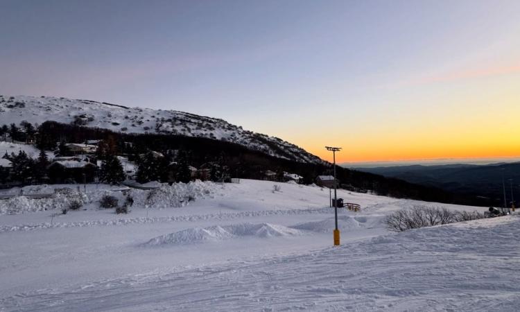 Weekend da urlo per le stazioni sciistiche del Maceratese: a Bolognola impianti aperti tutta la settimana Weekend da urlo per le stazioni sciistiche del Maceratese: a Bolognola impianti aperti tutta la settimana