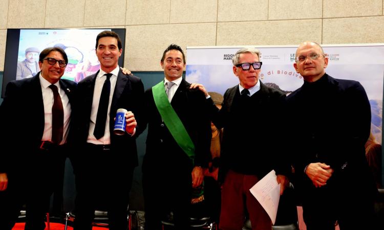 Pieve Torina, il tartufo come "bandiera" della ripresa post sismica (FOTO e VIDEO) Pieve Torina, il tartufo come "bandiera" della ripresa post sismica (FOTO e VIDEO)