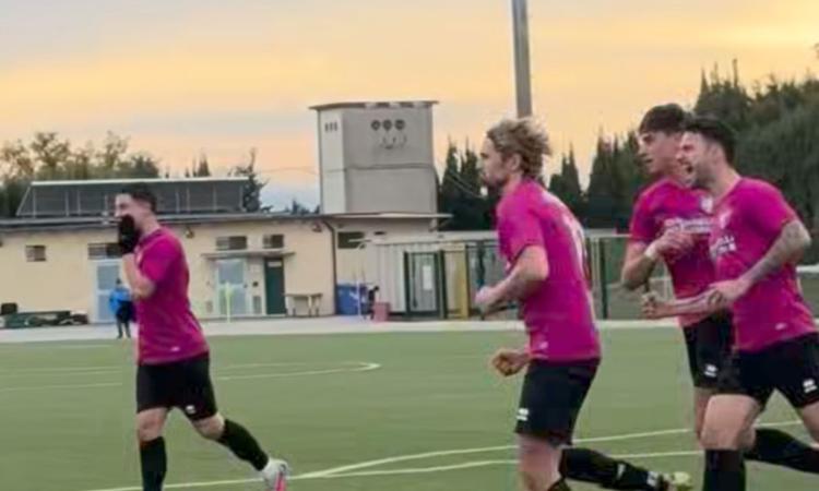 Eccellenza, le emozioni arrivano solo su rigore: finisce in parità tra Montefano e Tolentino Eccellenza, le emozioni arrivano solo su rigore: finisce in parità tra Montefano e Tolentino