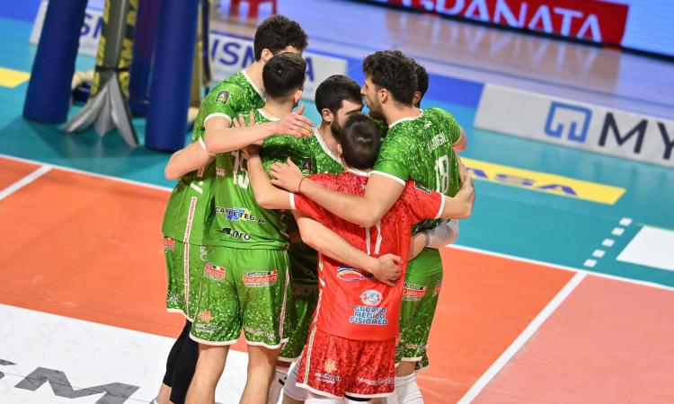 Banca Macerata Fisiomed ko ad Aversa: 3-0 in un’ora e 21 Banca Macerata Fisiomed ko ad Aversa: 3-0 in un’ora e 21