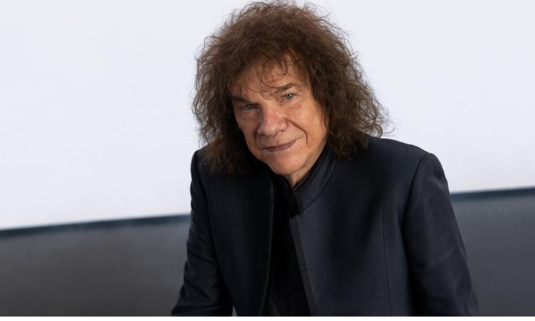 Macerata, lo Sferisterio live cala l'asso Riccardo Cocciante: 30 anni dall'ultima volta Macerata, lo Sferisterio live cala l'asso Riccardo Cocciante: 30 anni dall'ultima volta