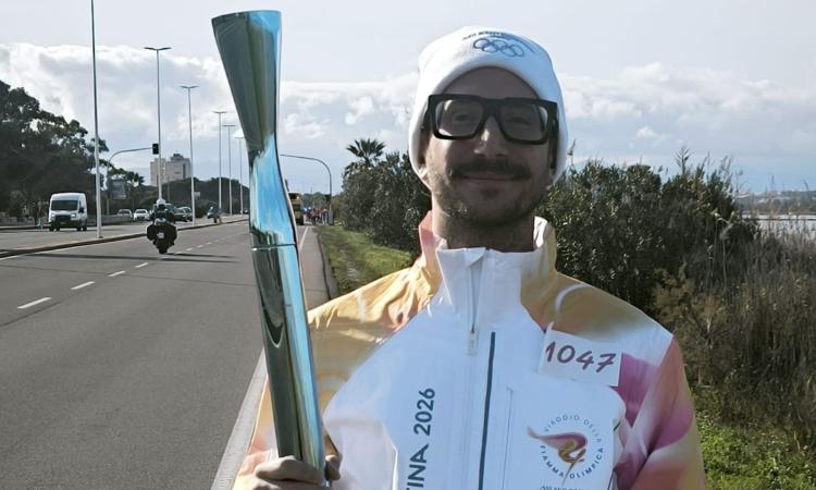 Un po' di Serrapetrona nel cuore delle Olimpiadi invernali: il campione di nuoto Simone Ruffini è "Angel Flame"