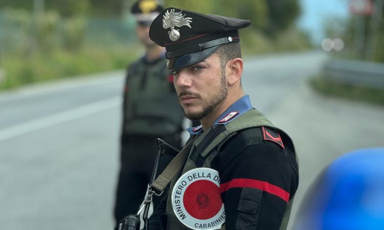 Viola i domiciliari dopo il fermo per droga: 33enne di San Severino finisce in carcere Viola i domiciliari dopo il fermo per droga: 33enne di San Severino finisce in carcere