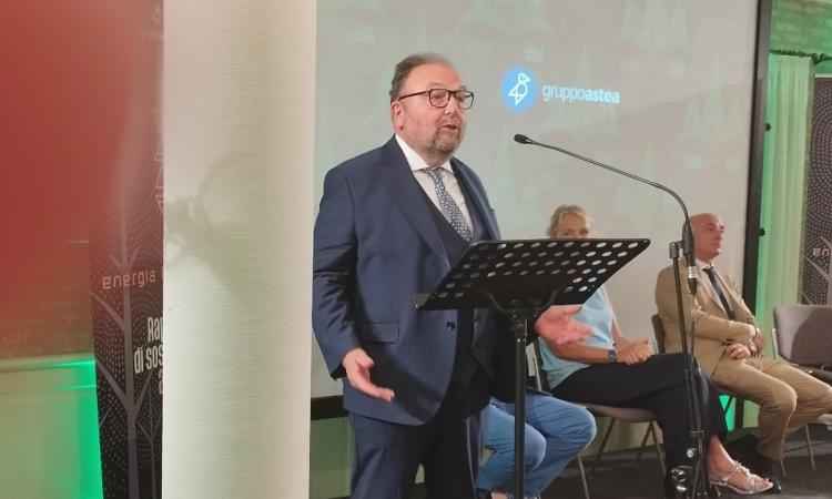 Cambio al vertice in Astea: Marchetti annuncia le dimissioni dopo un decennio Cambio al vertice in Astea: Marchetti annuncia le dimissioni dopo un decennio