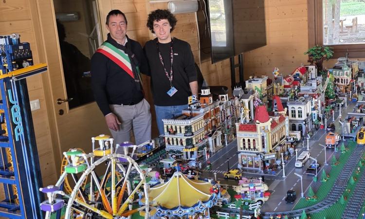 Pieve Torina, Natale di creatività: laboratorio con i mattoncini Lego per bambini e famiglie Pieve Torina, Natale di creatività: laboratorio con i mattoncini Lego per bambini e famiglie