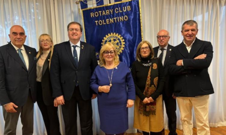 Rotary Tolentino: convivialità e arte alla Festa degli Auguri a Villa Berta