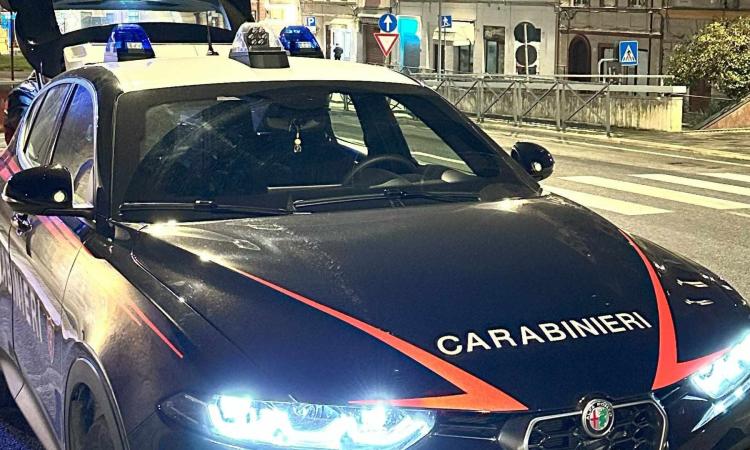 Controlli delle feste nel Maceratese: due patenti ritirate e un arresto dopo furto di un pacco Controlli delle feste nel Maceratese: due patenti ritirate e un arresto dopo furto di un pacco