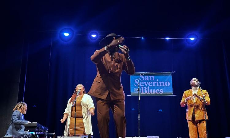 Il grande gospel afroamericano nelle Marche: ieri i “James Patterson Gospel Singers” al teatro Piermarini di Matelica