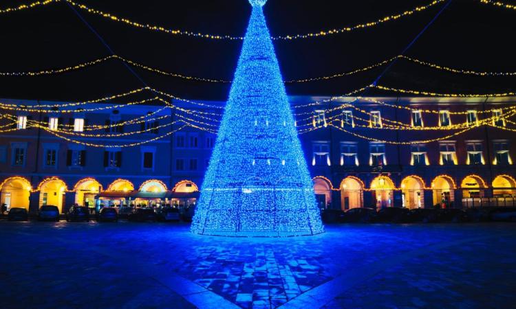 San Severino, la novità del countdown di Capodanno: "A mezzanotte il brindisi lo offre il Comune"