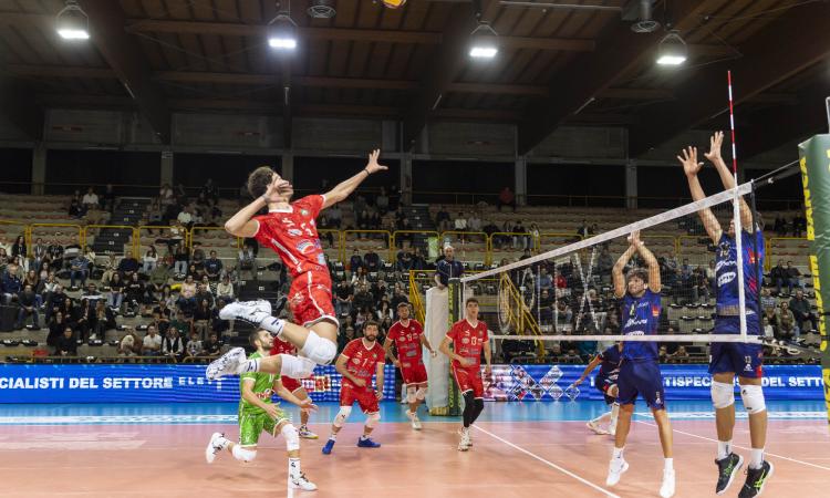 Volley - Ambrose dimesso, Macerata riparte: domenica al Forum arriva Cantù Volley - Ambrose dimesso, Macerata riparte: domenica al Forum arriva Cantù