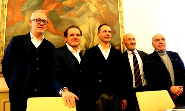 Borrelli presenta la sua Civitanovese: "Un mobile d’epoca da restaurare. Salvezza subito, poi il rilancio” (FOTO e VIDEO)