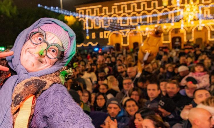 Civitanova, la Befana scende palazzo Sforza: spettacolo e dolci per i bambini