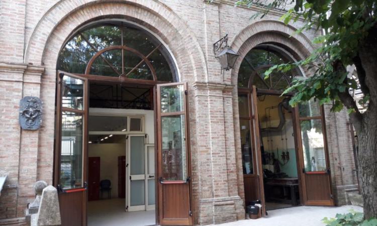Diploma in 4 anni e più lavoro: l’Ipsia di San Severino lancia il modello 4+2 Diploma in 4 anni e più lavoro: l’Ipsia di San Severino lancia il modello 4+2