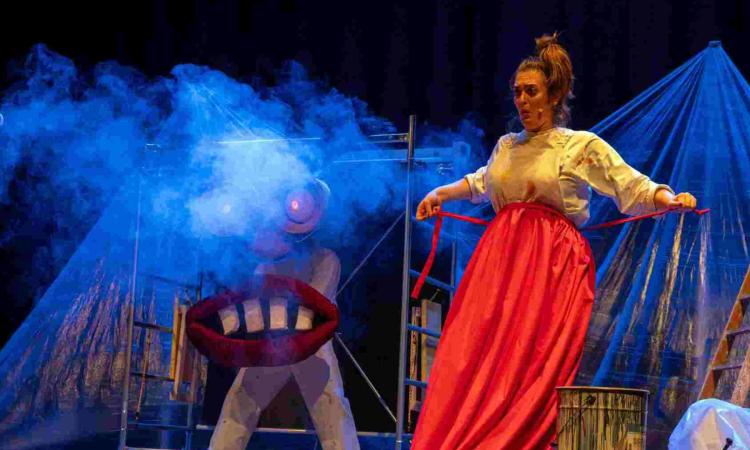 Civitanova, torna “A teatro con mamma e papà”: in scena 'Pollicino Doré' per bambini dai 4 anni