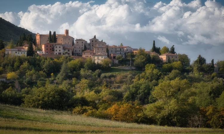 San Severino, torna al Comune un edificio strategico a Castel San Pietro: sarà riqualificato San Severino, torna al Comune un edificio strategico a Castel San Pietro: sarà riqualificato
